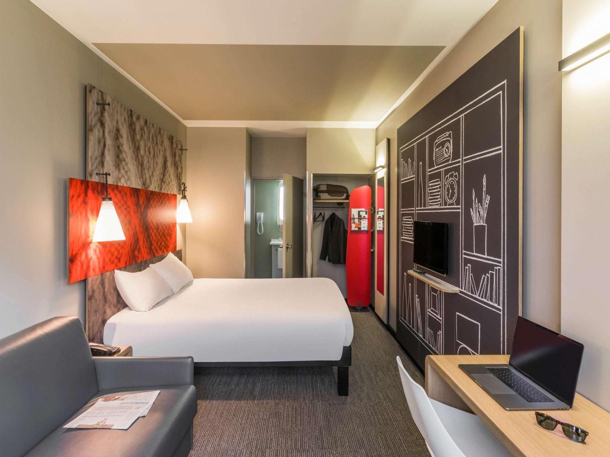 Ibis Paris Gare De Lyon Ledru Rollin Hotel Kültér fotó